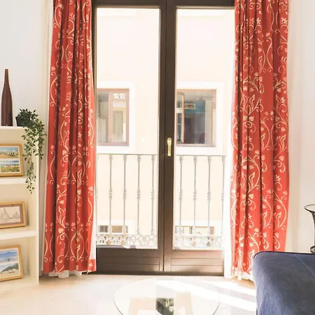 Apartamento Centrico En Calle Carreteria - *